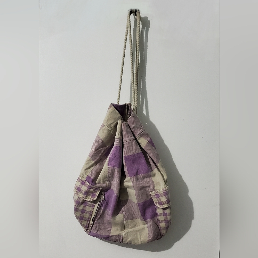 2009 Target Canvas Lavender/Beige Checkered Bucket Bag. New Without Tags